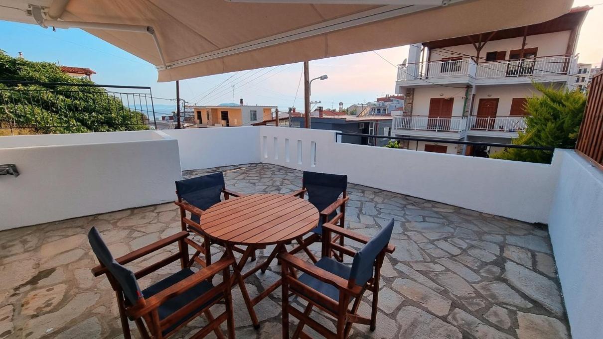Aria'S House Studios & Apartments Neos Marmaras Extérieur photo
